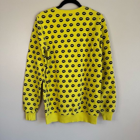 Lip Print Sweatshirt By MARKUS LUPFER - Picture 6 of 6